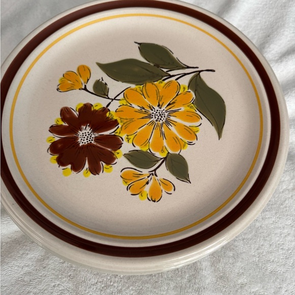 Floral Ceramic Plate with Yellow and Brown Design